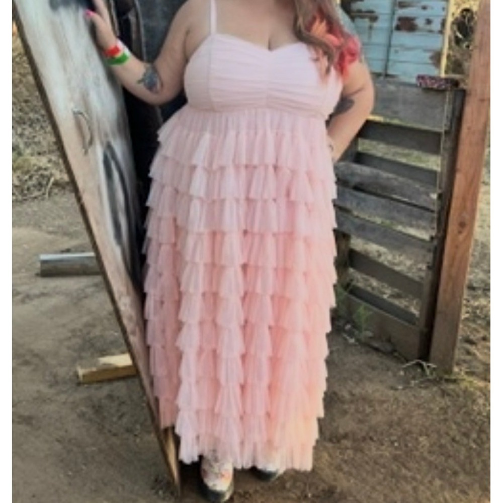 Torrid Pink Tulle Ruffle Tiered Midi Dress Plus Size 16 Sweetheart Neckline - Picture 2 of 6